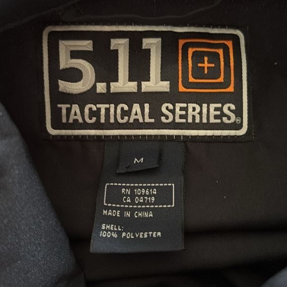 5.11 Tactical Series Jacket Mens Medium Black Packable Windbreaker Lightweight - Picture 7 of 9